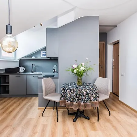 Bright&stylish, Self Check-in, Centrally Located Apartment