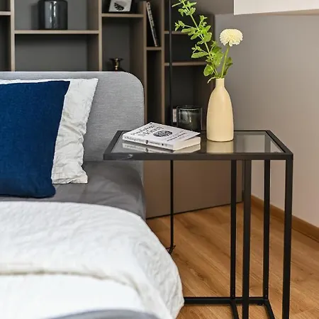 Bright&stylish, Self Check-in, Centrally Located Apartment