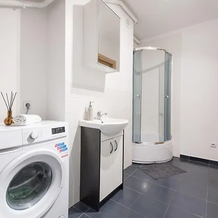 Bright&stylish, Self Check-in, Centrally Located Apartment
